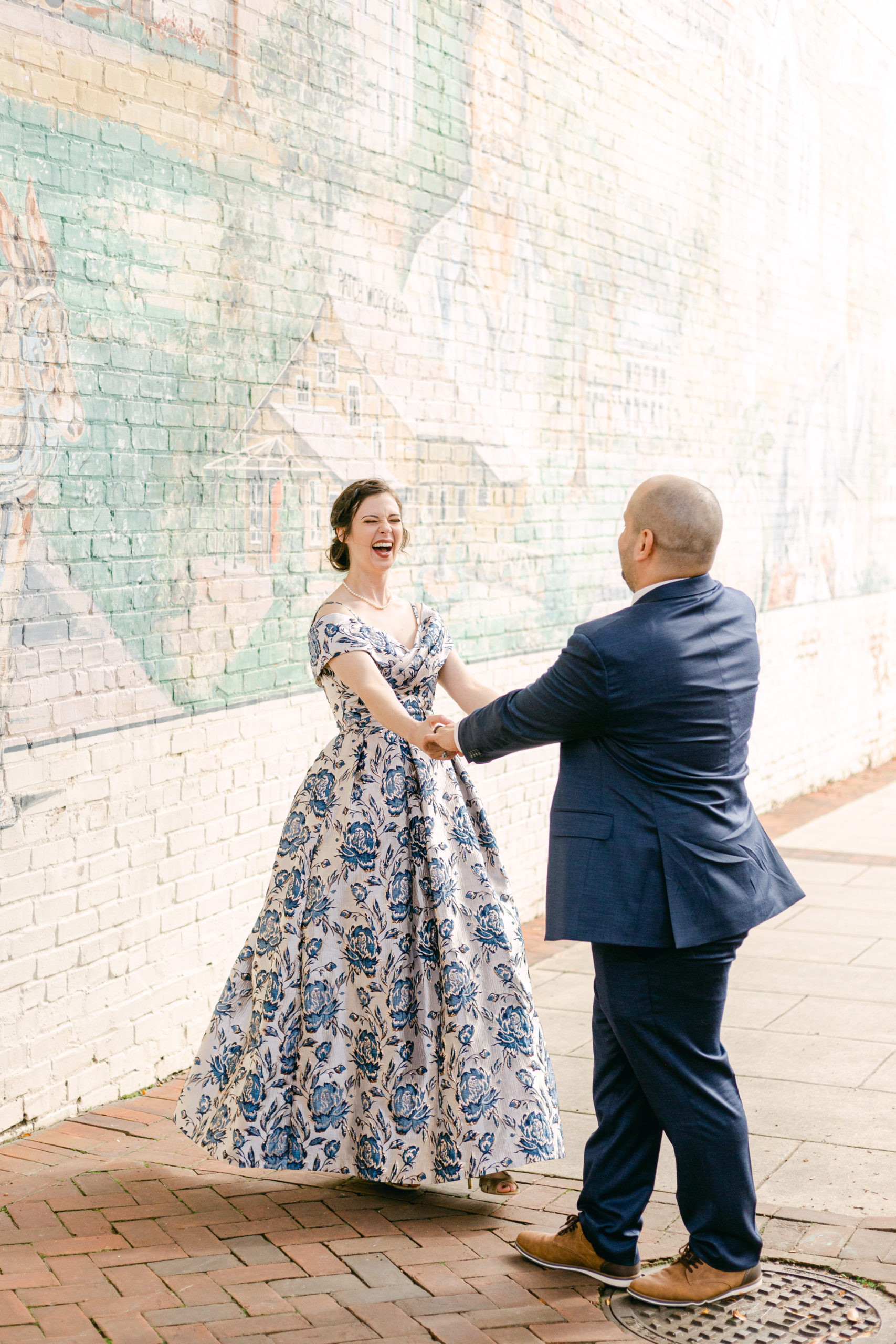 Bride and Groom in Downtown Newnan for their elopement